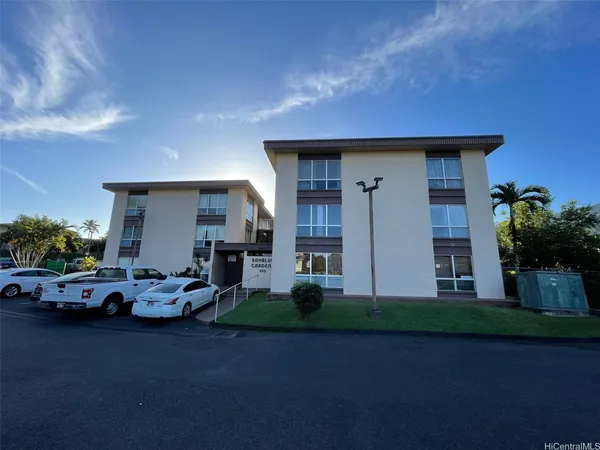 $2,600 | 47-420 Hui Iwa Street, Unit B109, Kaneohe, HI 96744