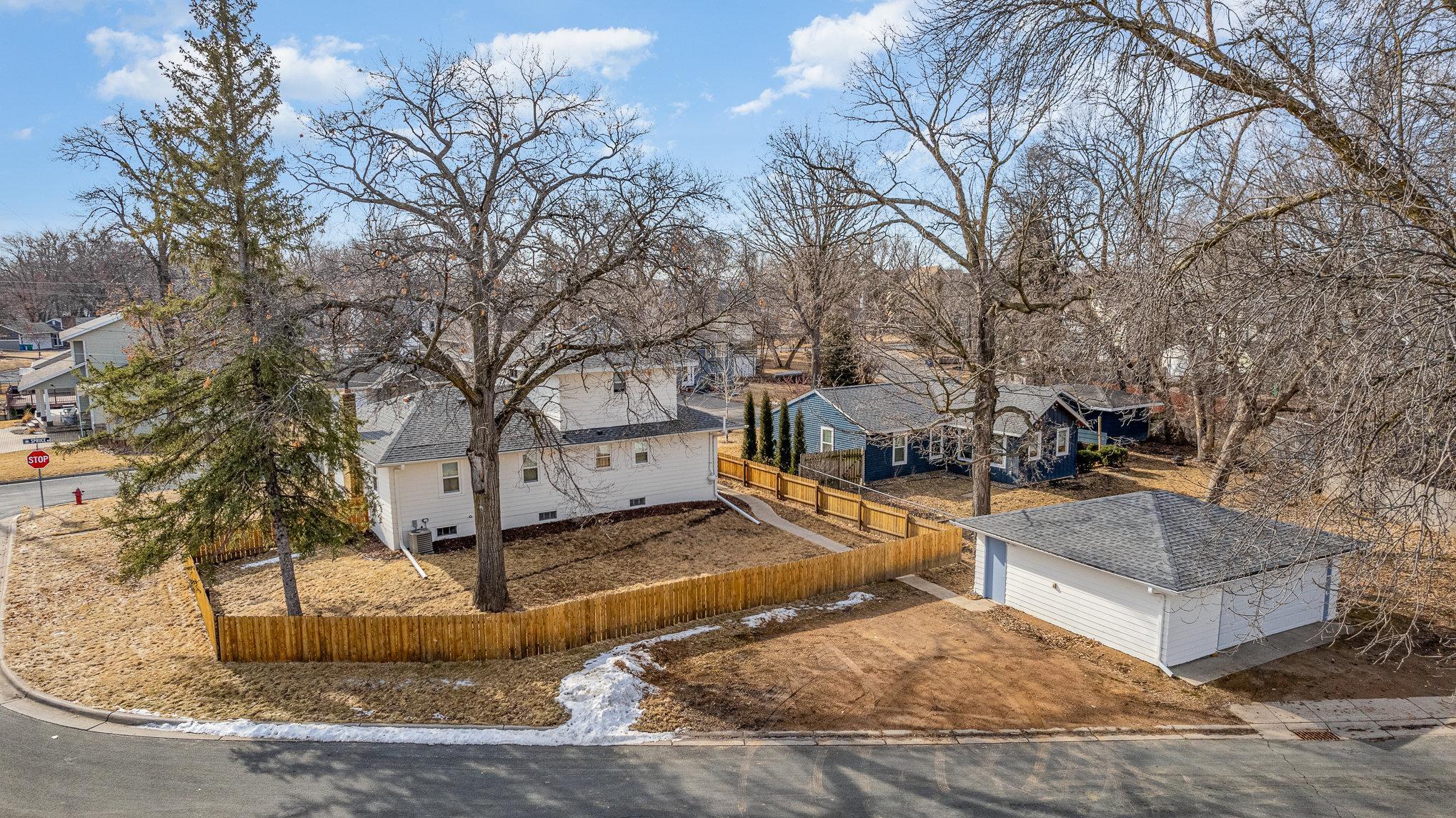 5544 Spruce Road Mound, MN 55364 - Photo 27 of 32 Gallery Image 27