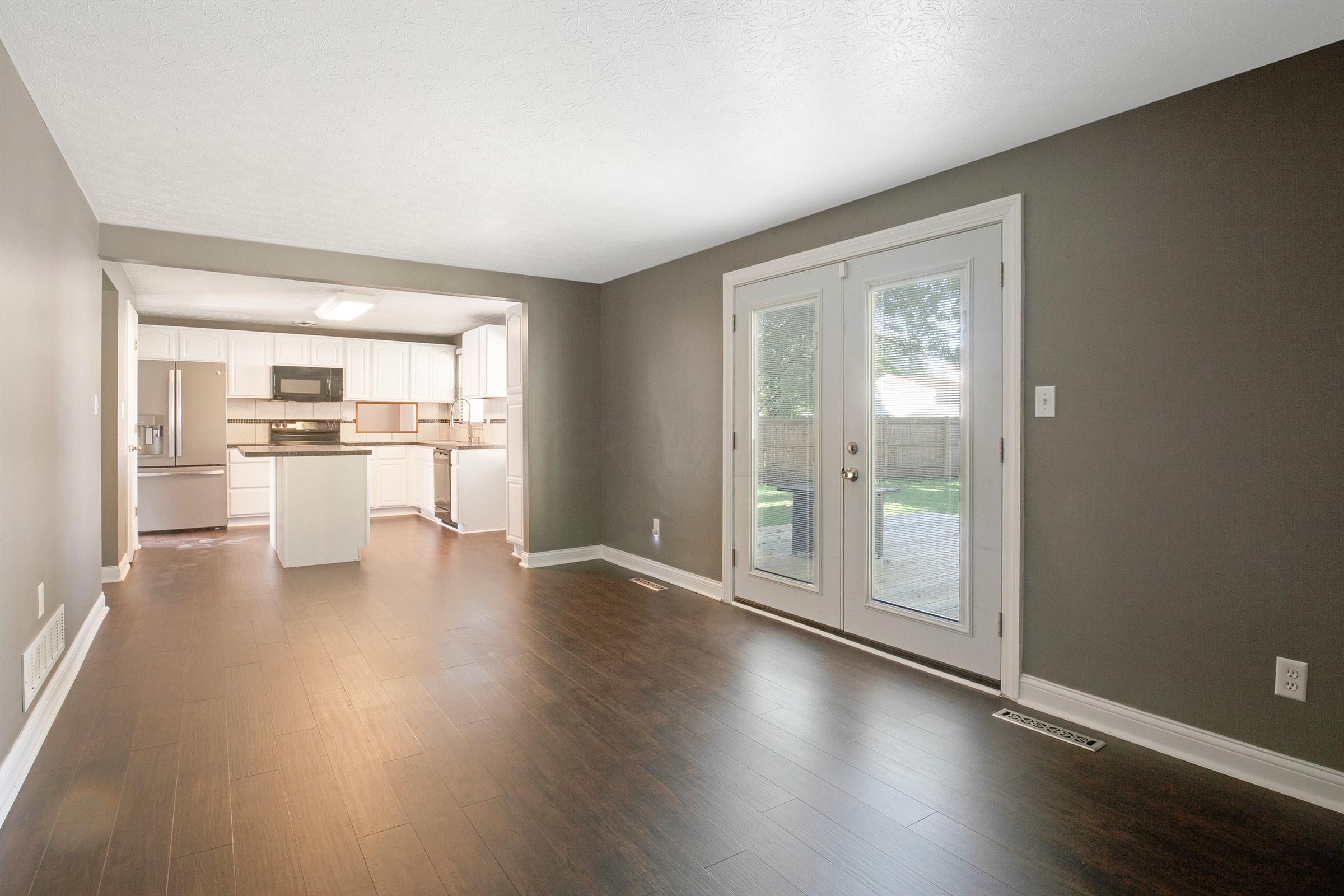 6413 Deer Ridge Lane Columbus, OH 43229 - Photo 12 of 31