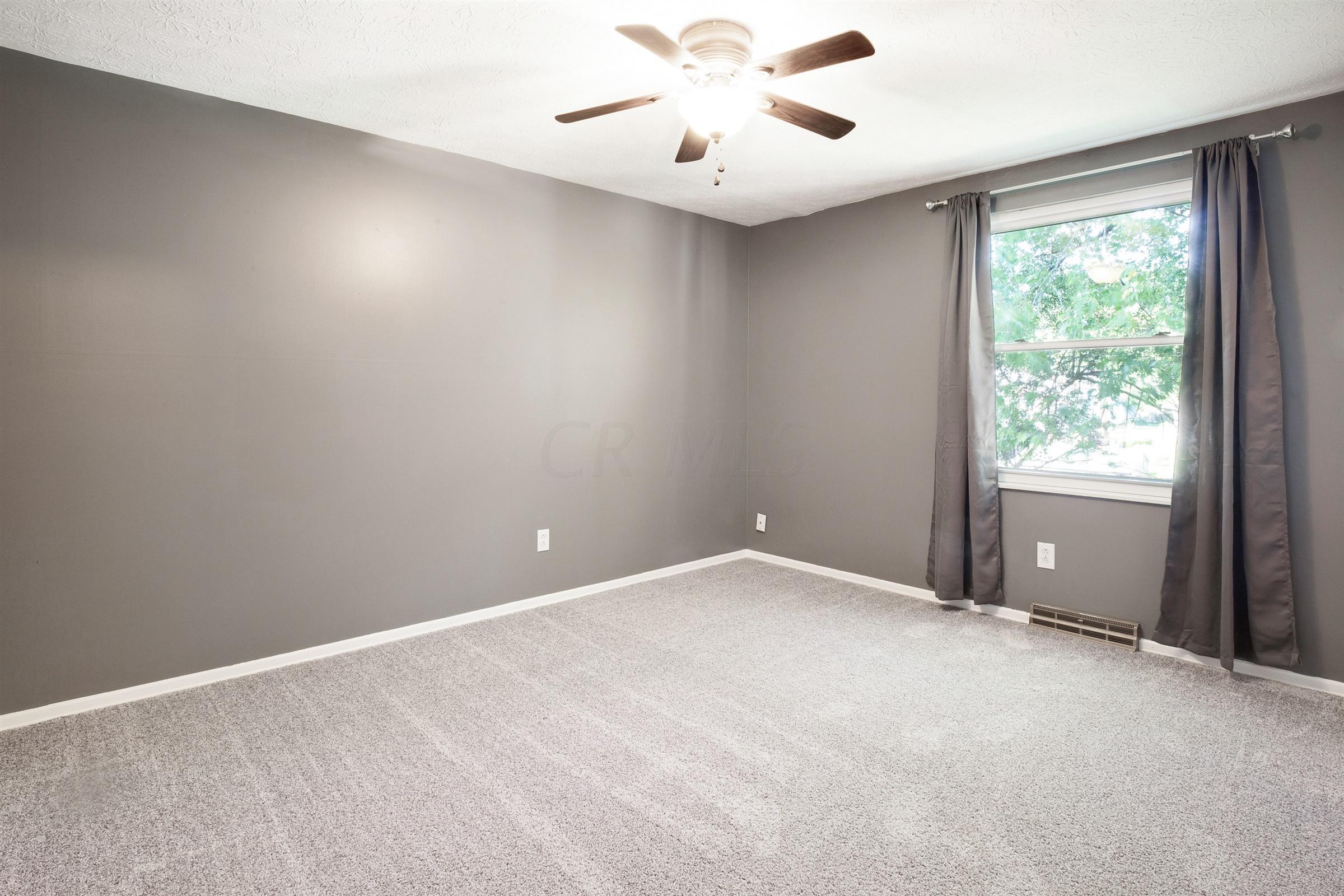 6413 Deer Ridge Lane Columbus, OH 43229 - Photo 16 of 31