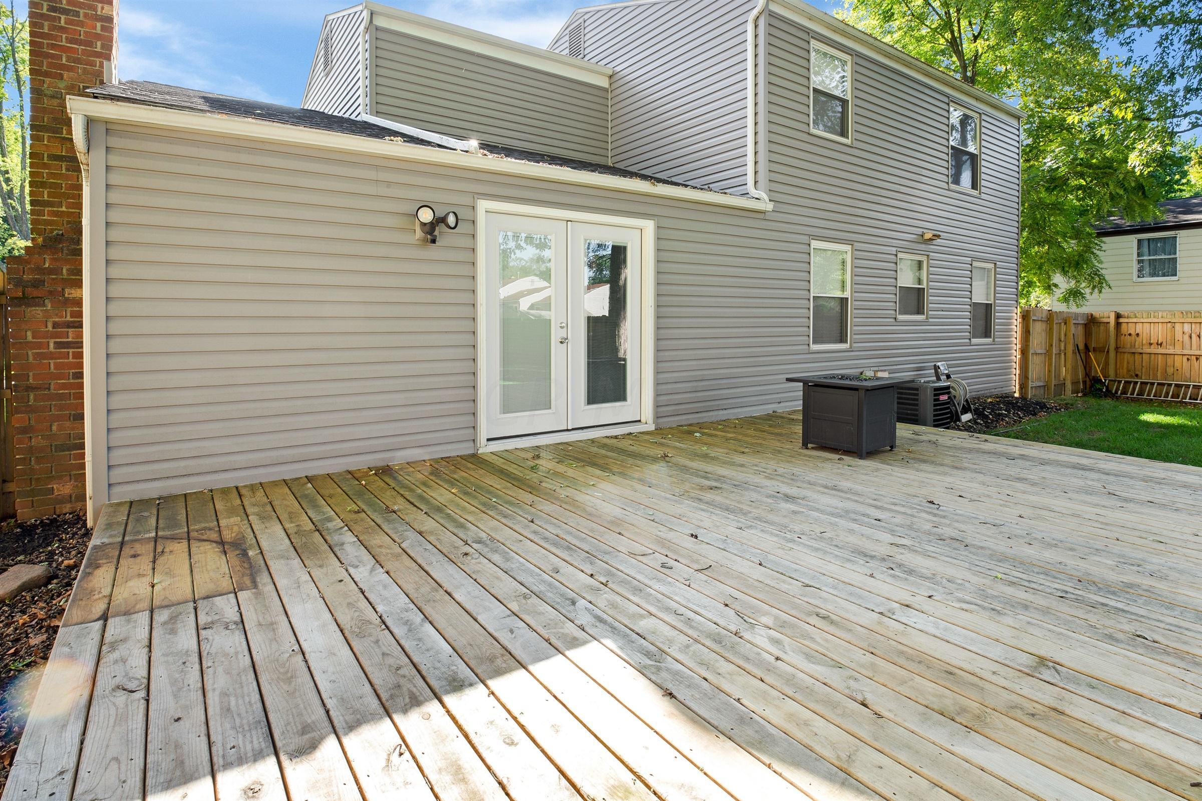 6413 Deer Ridge Lane Columbus, OH 43229 - Photo 23 of 31