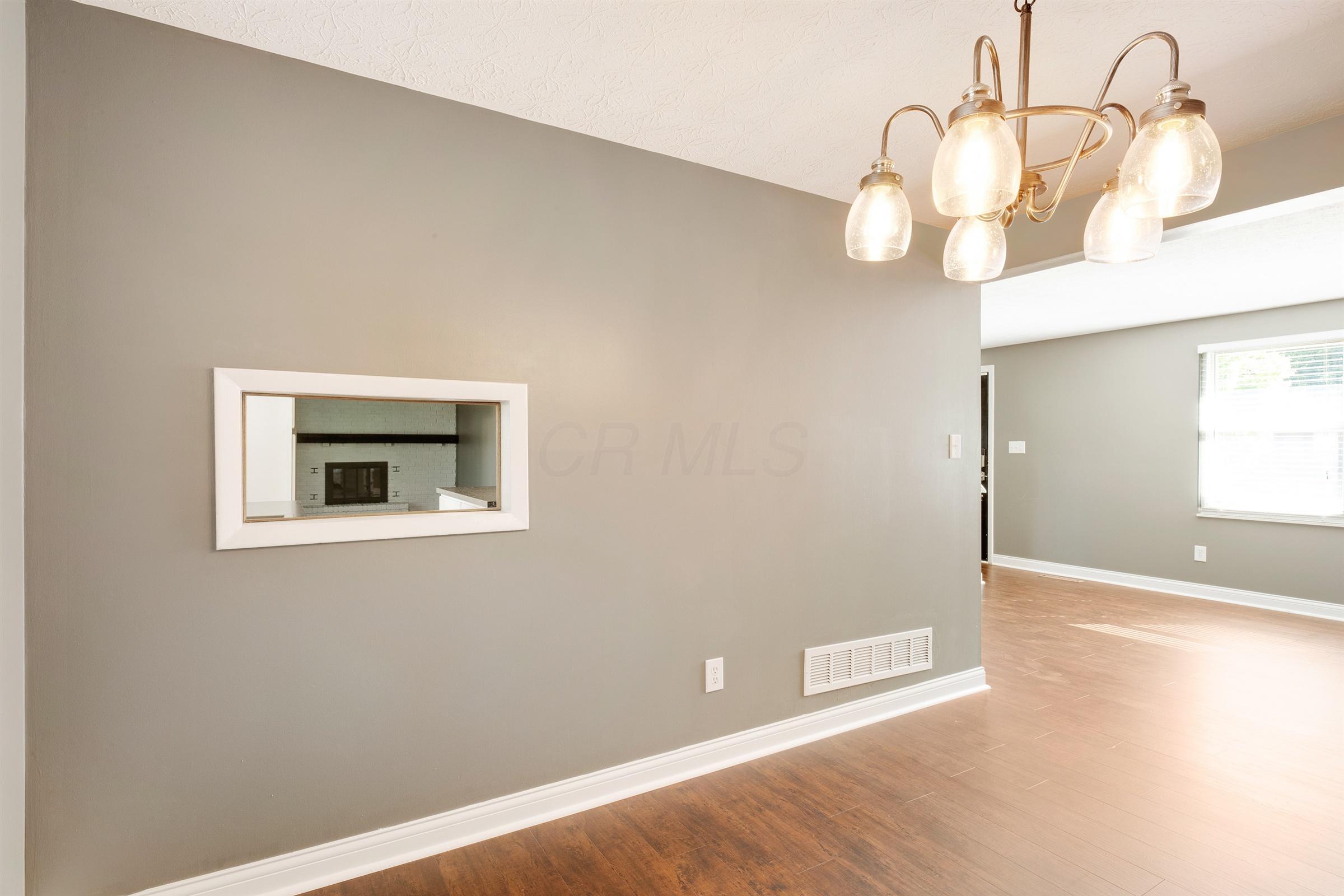6413 Deer Ridge Lane Columbus, OH 43229 - Photo 8 of 31