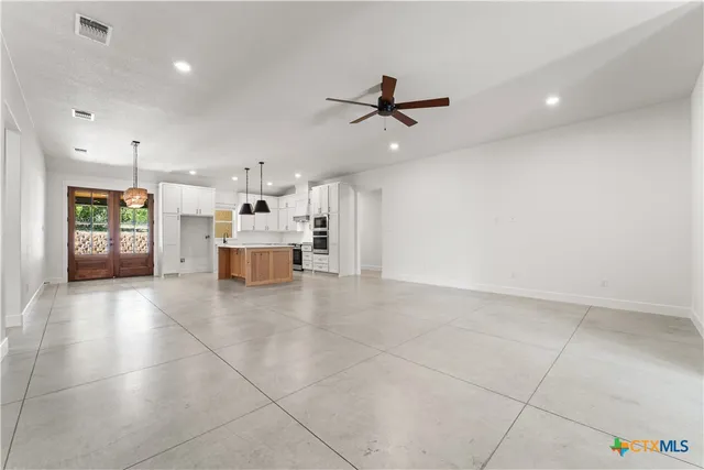 $575,000 | 3244 Lois Lane, Kempner, TX 76539