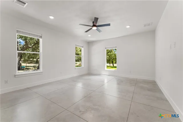 $575,000 | 3244 Lois Lane, Kempner, TX 76539