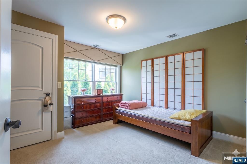 4102 Piermont Road Tenafly, NJ 07670 - Photo 23 of 31