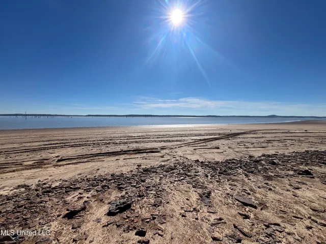 $456,000 | 0 Carver Point Road, Coffeeville, MS 38922