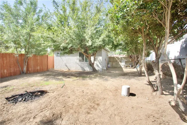 $1,750 | 4837 North E Street, San Bernardino, CA 92407