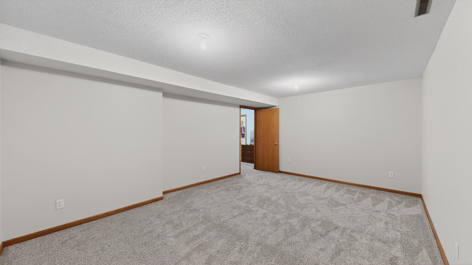 2636 Westridge Lane Northwest Rochester, MN 55901 - Photo 25 of 43