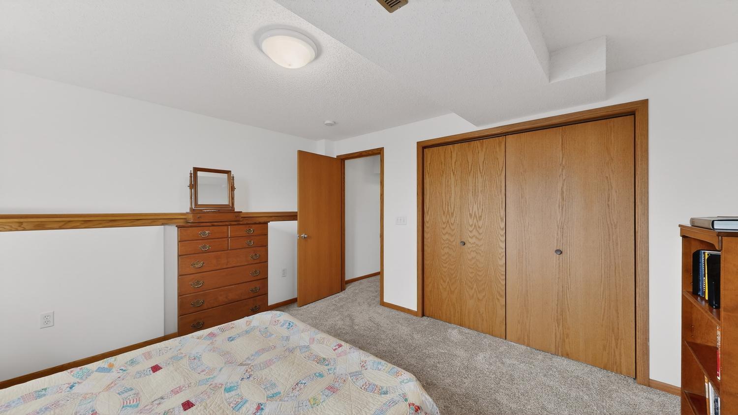 2636 Westridge Lane Northwest Rochester, MN 55901 - Photo 28 of 43