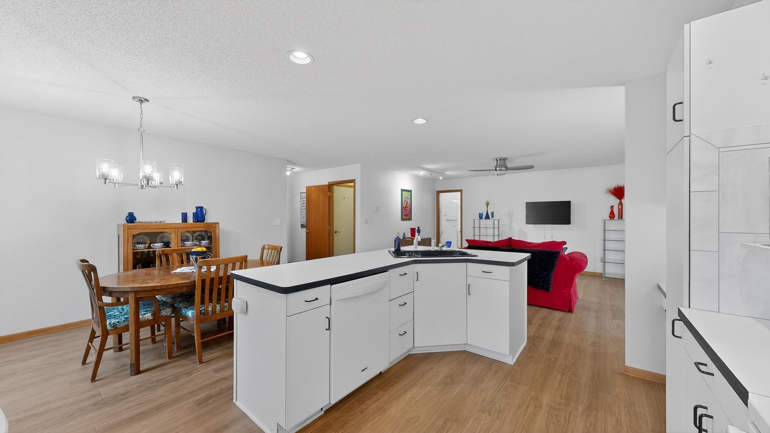 2636 Westridge Lane Northwest Rochester, MN 55901 - Photo 9 of 43