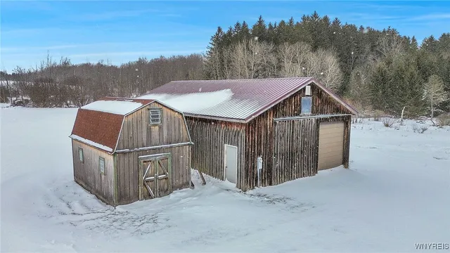 $450,000 | 541 Genesee Road, Arcade, NY 14009