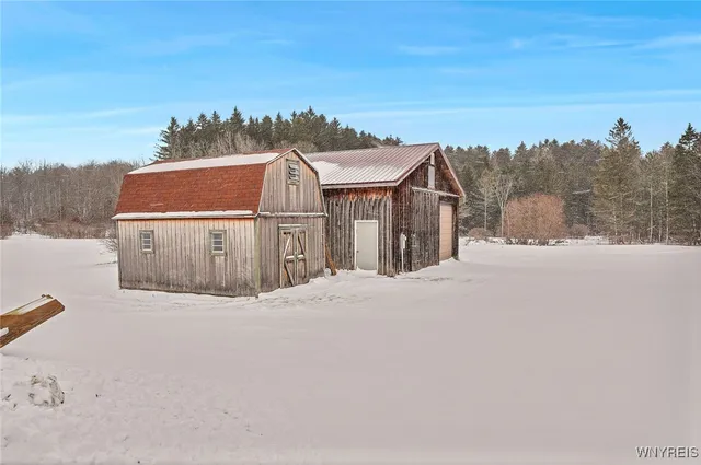 $450,000 | 541 Genesee Road, Arcade, NY 14009