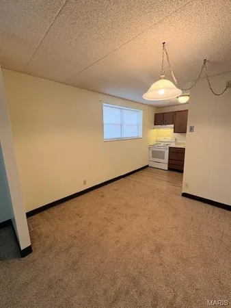 $850 | 1450 Morgan Street, Unit 1, Belleville, IL 62226