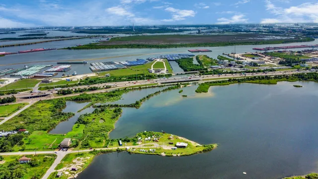 $274,000 | 17427 Moreland Drive, Channelview, TX 77530