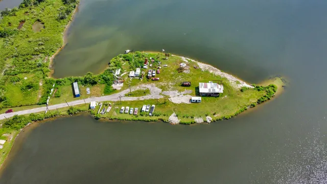 a view of a fountain
