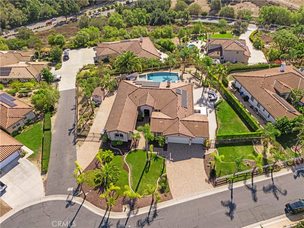 169 Mission Oaks Road Fallbrook, CA 92028 - Photo 4 of 35 an aerial view of houses with yard