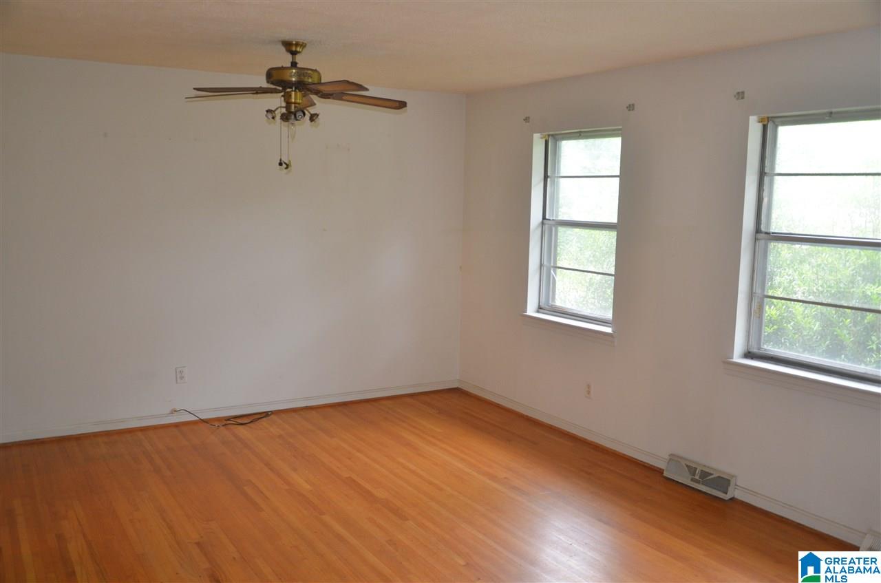209 4th Street Pleasant Grove, AL 35127 - Photo 6 of 20