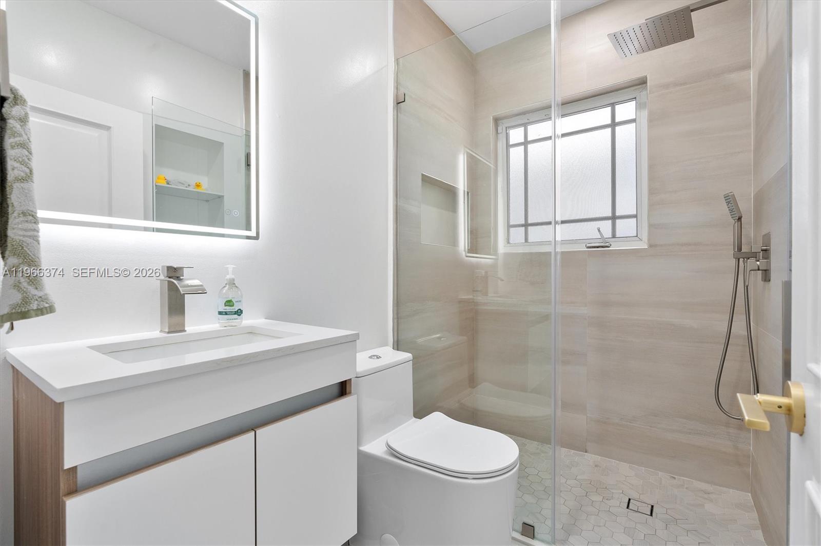 2231 Southwest 17th Street Miami, FL 33145 - Photo 16 of 22