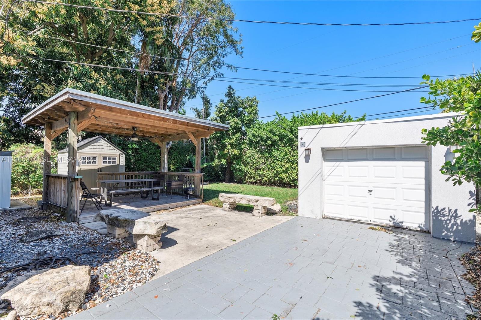 2231 Southwest 17th Street Miami, FL 33145 - Photo 19 of 22