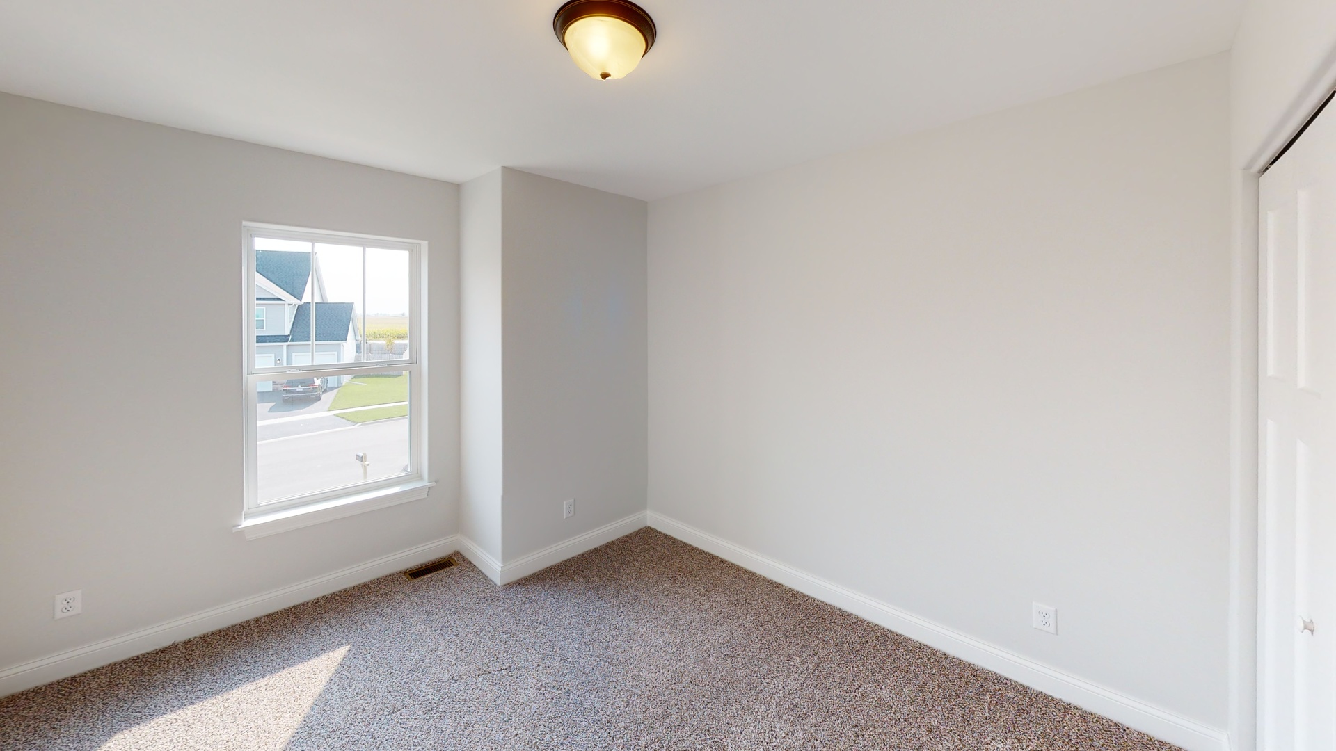 118 Cache Isle Circle Channahon, IL 60410 - Photo 24 of 32 an empty room with windows