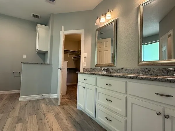$2,000 | 1541 Primrose Street, Conroe, TX 77385