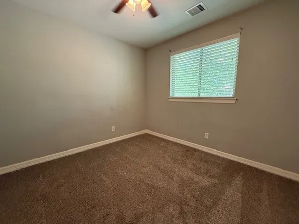 $2,000 | 1541 Primrose Street, Conroe, TX 77385