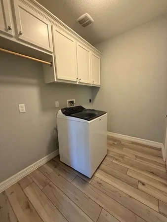 $2,000 | 1541 Primrose Street, Conroe, TX 77385