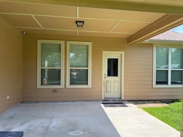 $2,000 | 1541 Primrose Street, Conroe, TX 77385