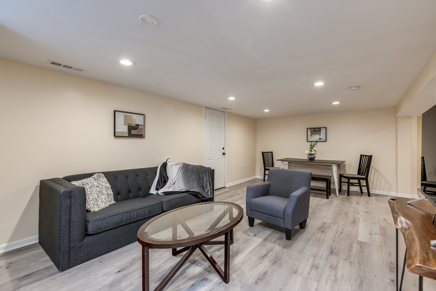 8447 Gross Point Road Skokie, IL 60077 - Photo 28 of 36 Gallery Image 28