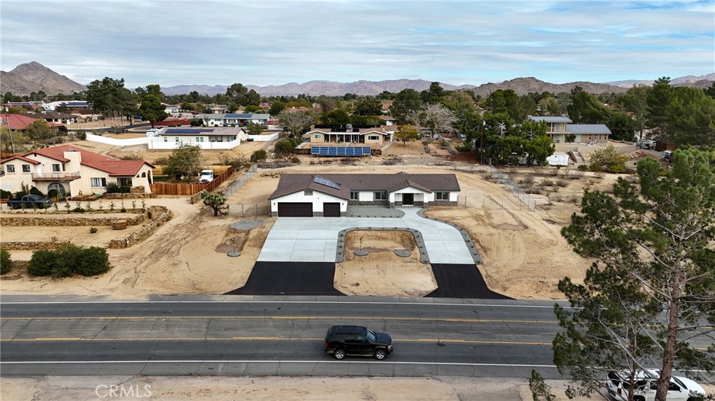 14685 Apple Valley Road Apple Valley, CA 92307 - Photo 7 of 29 a view of a city