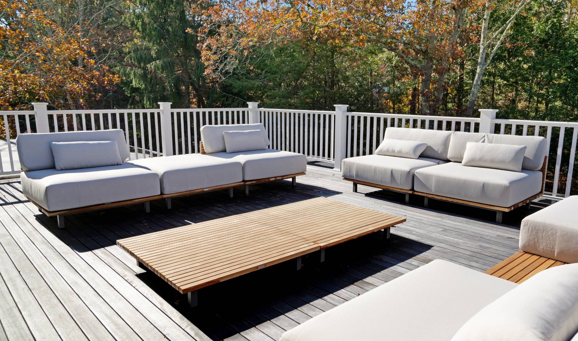 73 Wainscott Stone Road Wainscott, NY 11975 - Photo 25 of 27 a view of sitting area with furniture