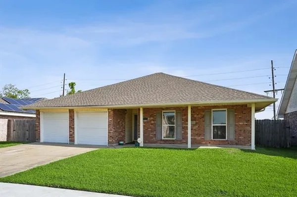 $239,900 | 33 Sawgrass Drive, Laplace, LA 70068