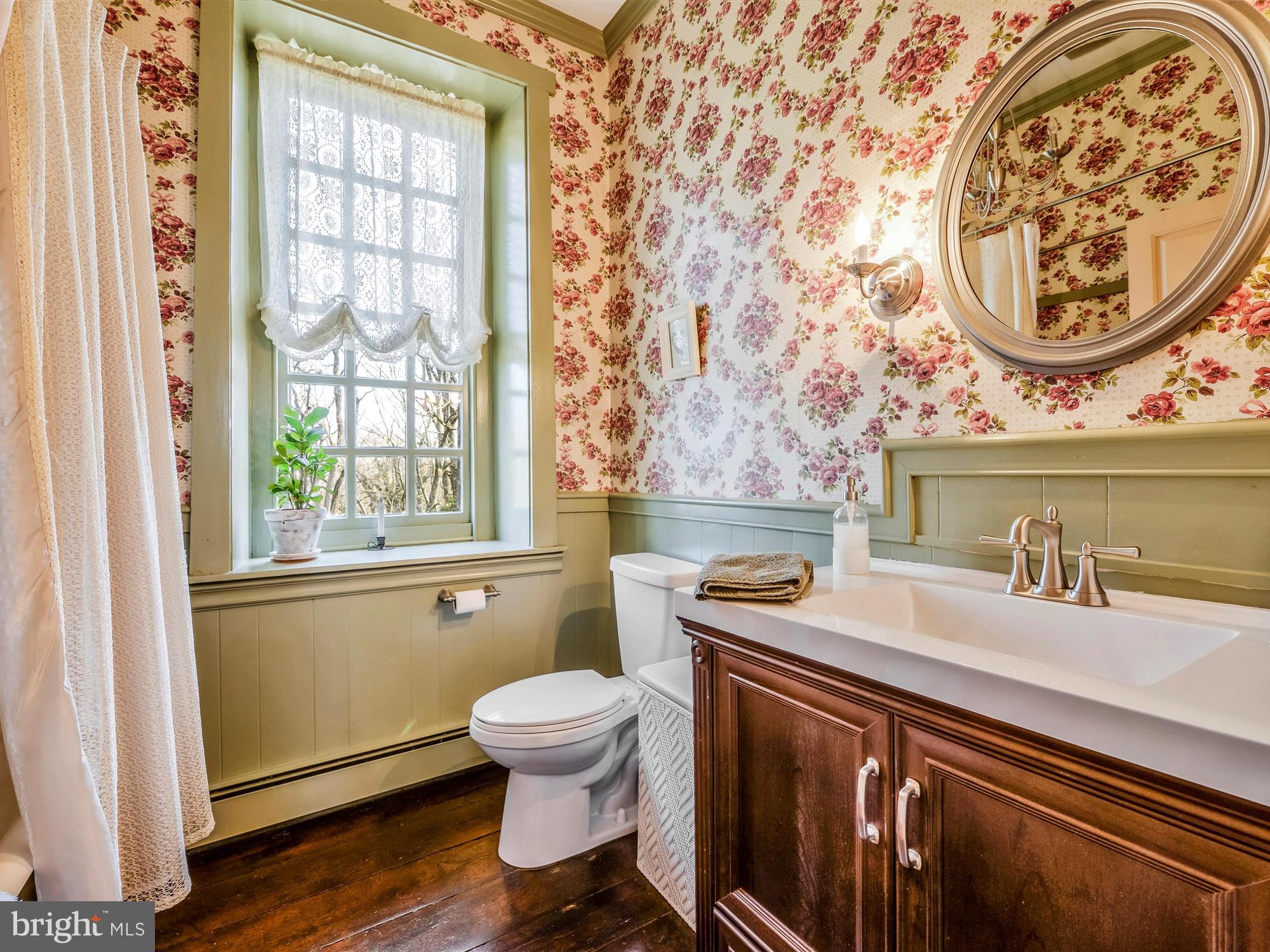 1200 Ranck Mill Road Lancaster, PA 17602 - Photo 21 of 38 Full Bathroom on 2nd Floor