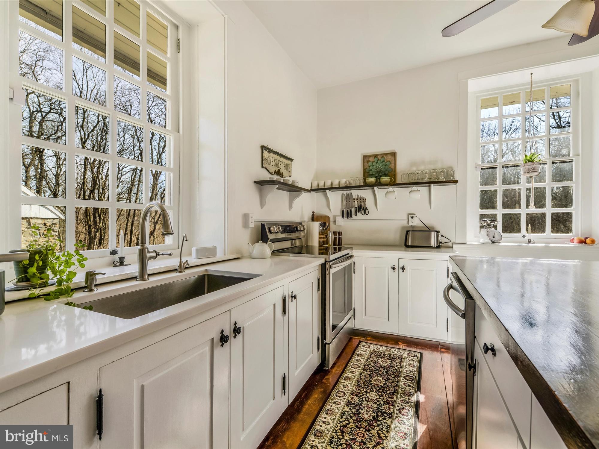 1200 Ranck Mill Road Lancaster, PA 17602 - Photo 10 of 38 Sun- Kissed Kitchen
