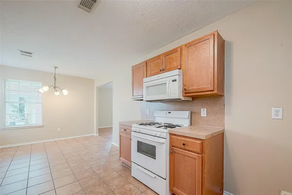 $1,550 | 17026 Cypresswood Glen Trail, Hockley, TX 77447