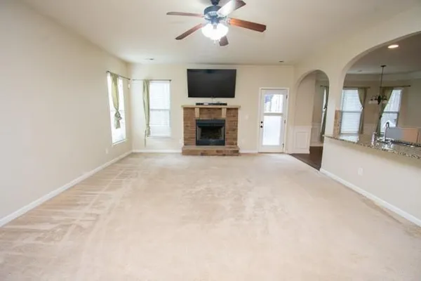 $2,700 | 250 Sylvan Loop, Fayetteville, GA 30214