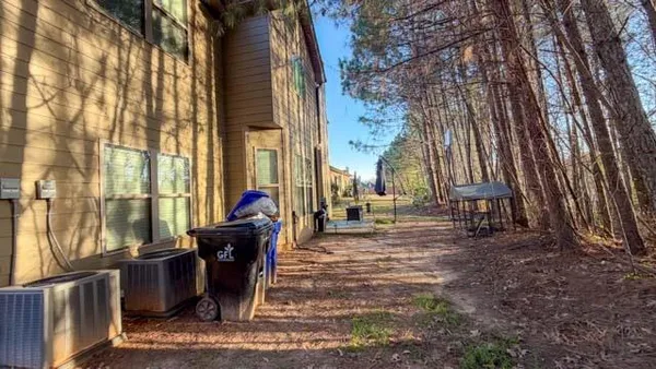 $2,700 | 250 Sylvan Loop, Fayetteville, GA 30214