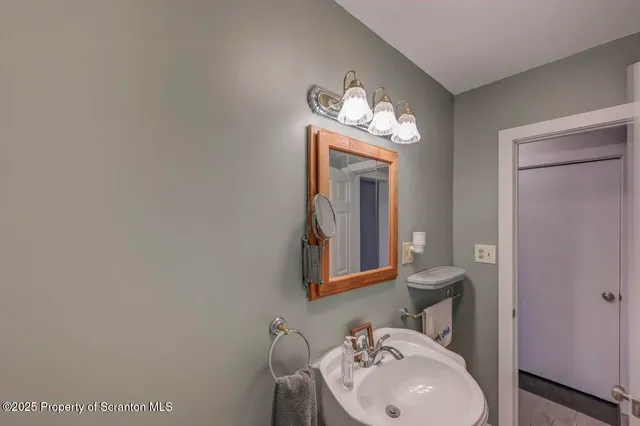 $499,000 | 68 Main Street, Gouldsboro, PA 18424