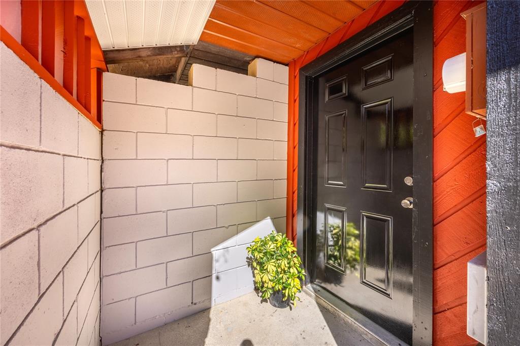 6708 Southwest 45th Avenue Gainesville, FL 32608 - Photo 34 of 40 a bathroom with a shower