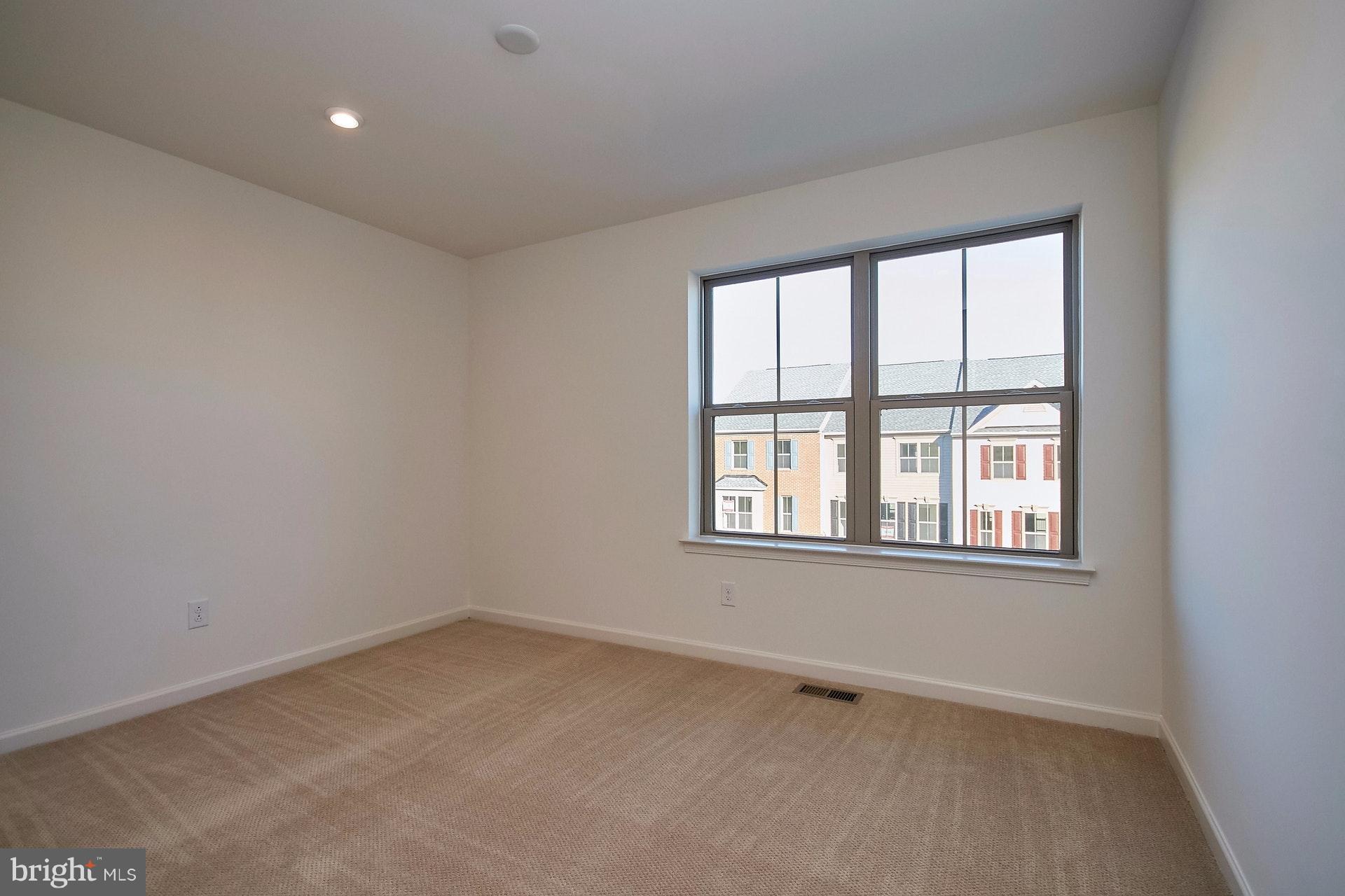 43428 Robey Square Ashburn, VA 20148 - Photo 18 of 30 Bedroom 2