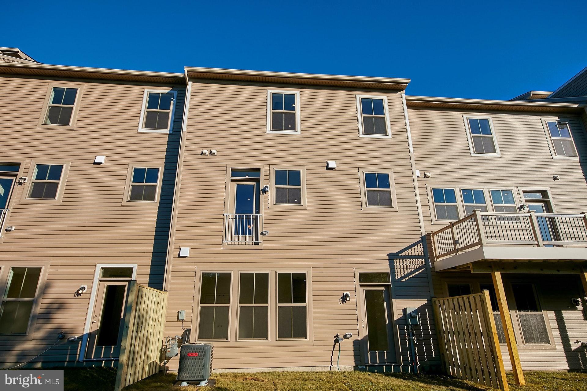 43428 Robey Square Ashburn, VA 20148 - Photo 26 of 30 Exterior (Rear)