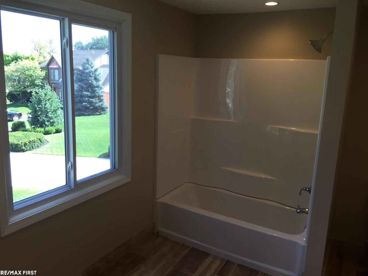 865 Langley Court Rochester Hills, MI 48309 - Photo 19 of 43