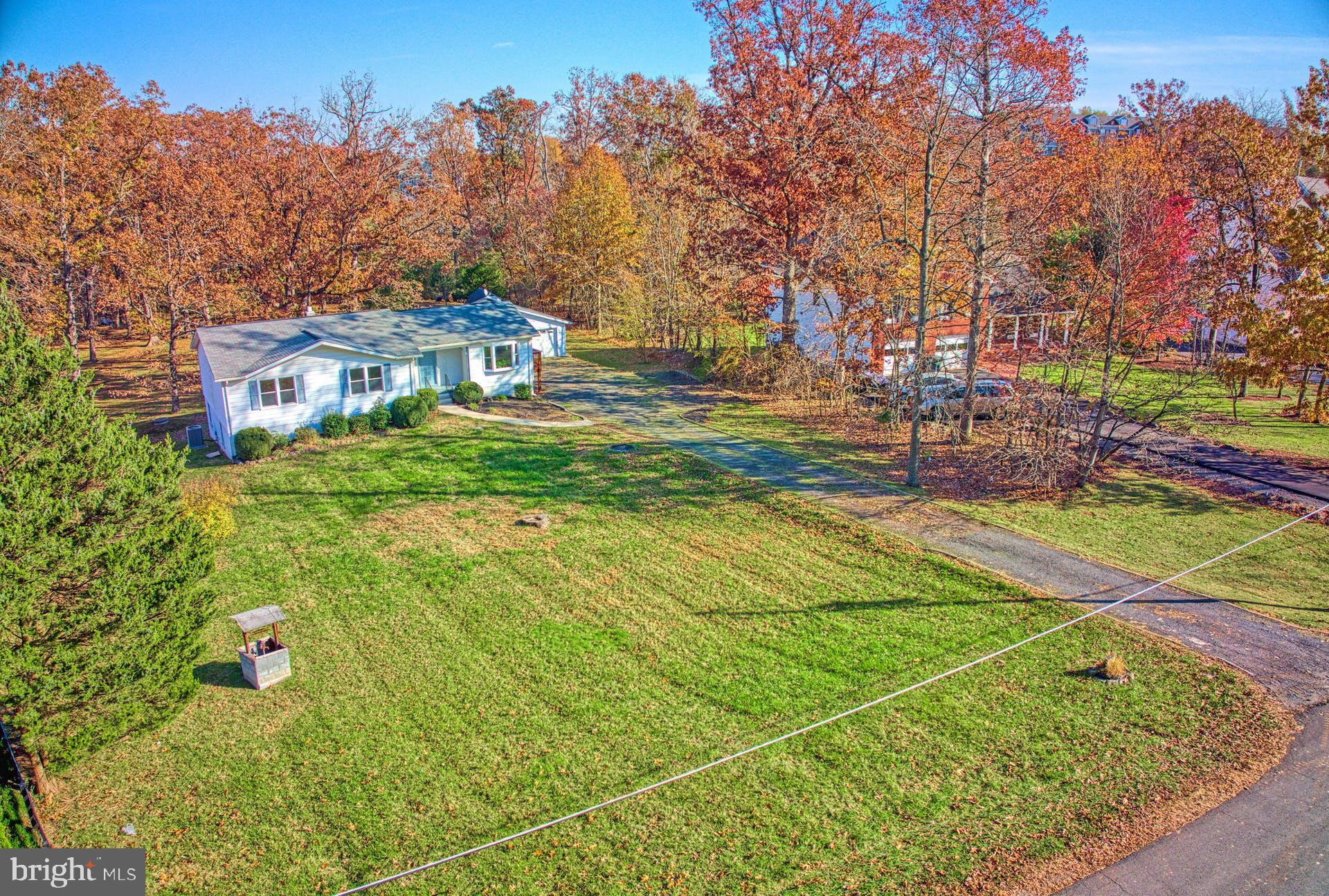 19822 Smith Circle Ashburn, VA 20147 - Photo 2 of 52 Private Setting