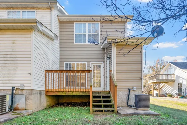 $925 | 938 Cumberland Drive, Unit C, Clarksville, TN 37040