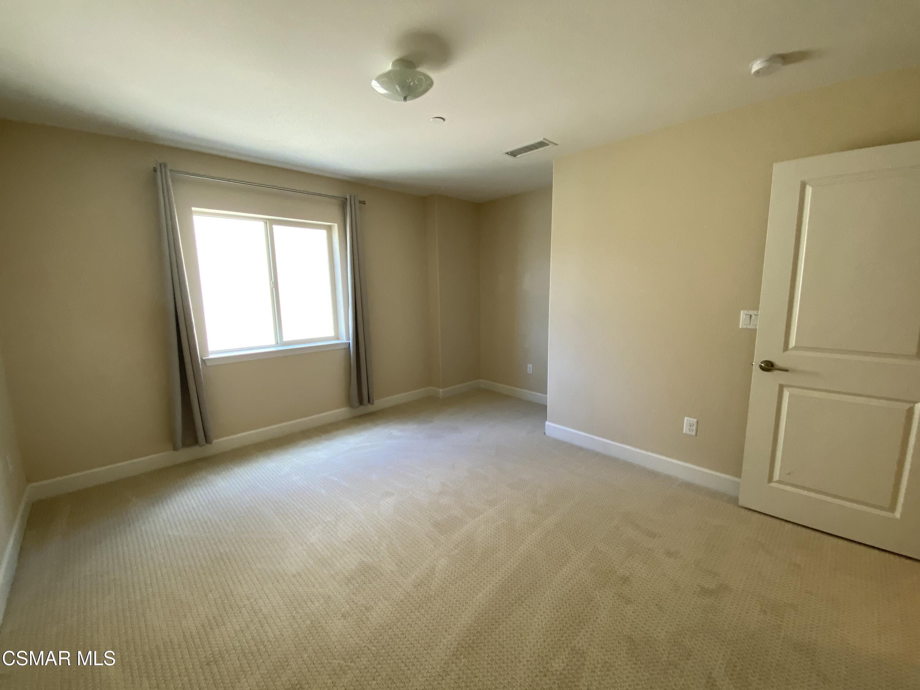 7085 Crozet Avenue Moorpark, CA 93021 - Photo 15 of 22 an empty room with windows