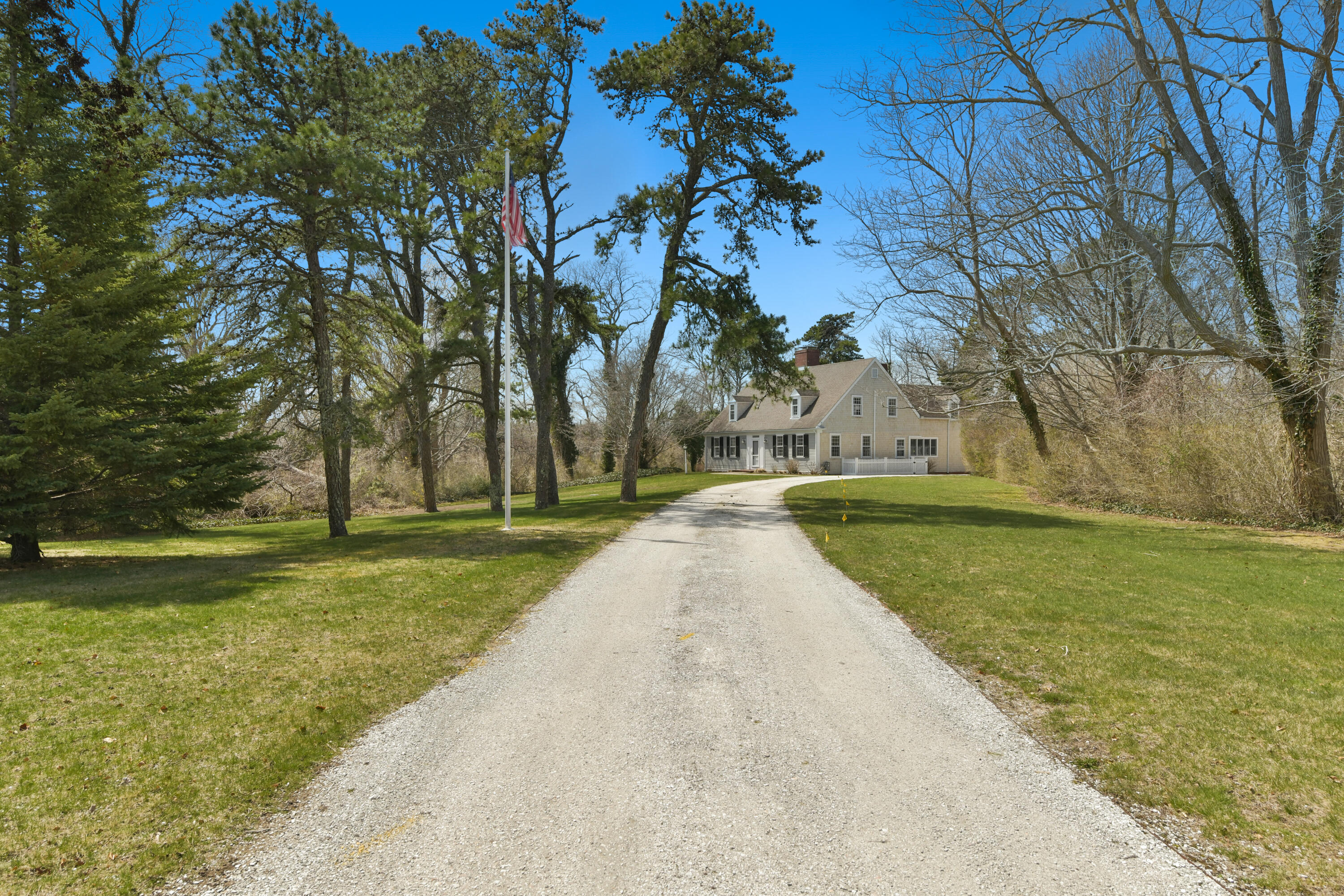 588 South Orleans Road Orleans, MA 02653 - Photo 3 of 43 Long Seashell Driveway
