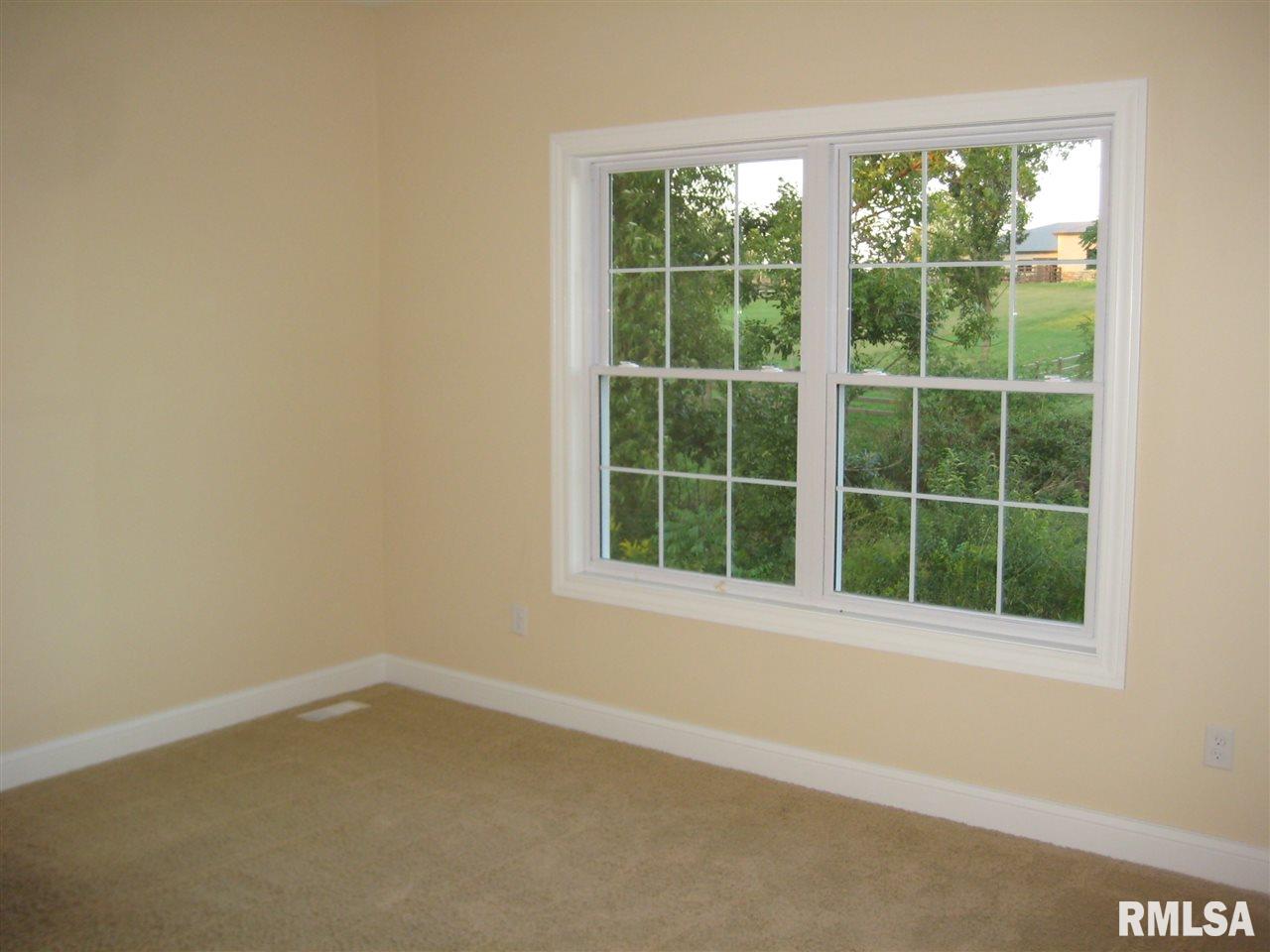 1834 Kern Road Washington, IL 61571 - Photo 20 of 27 Gallery Image 20