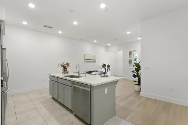 $485,000 | 1000 Berryessa Lane, Unit 321, Davis, CA 95616