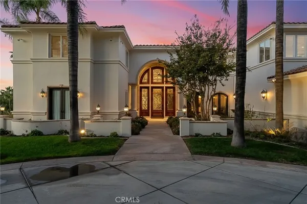 a view of entryway