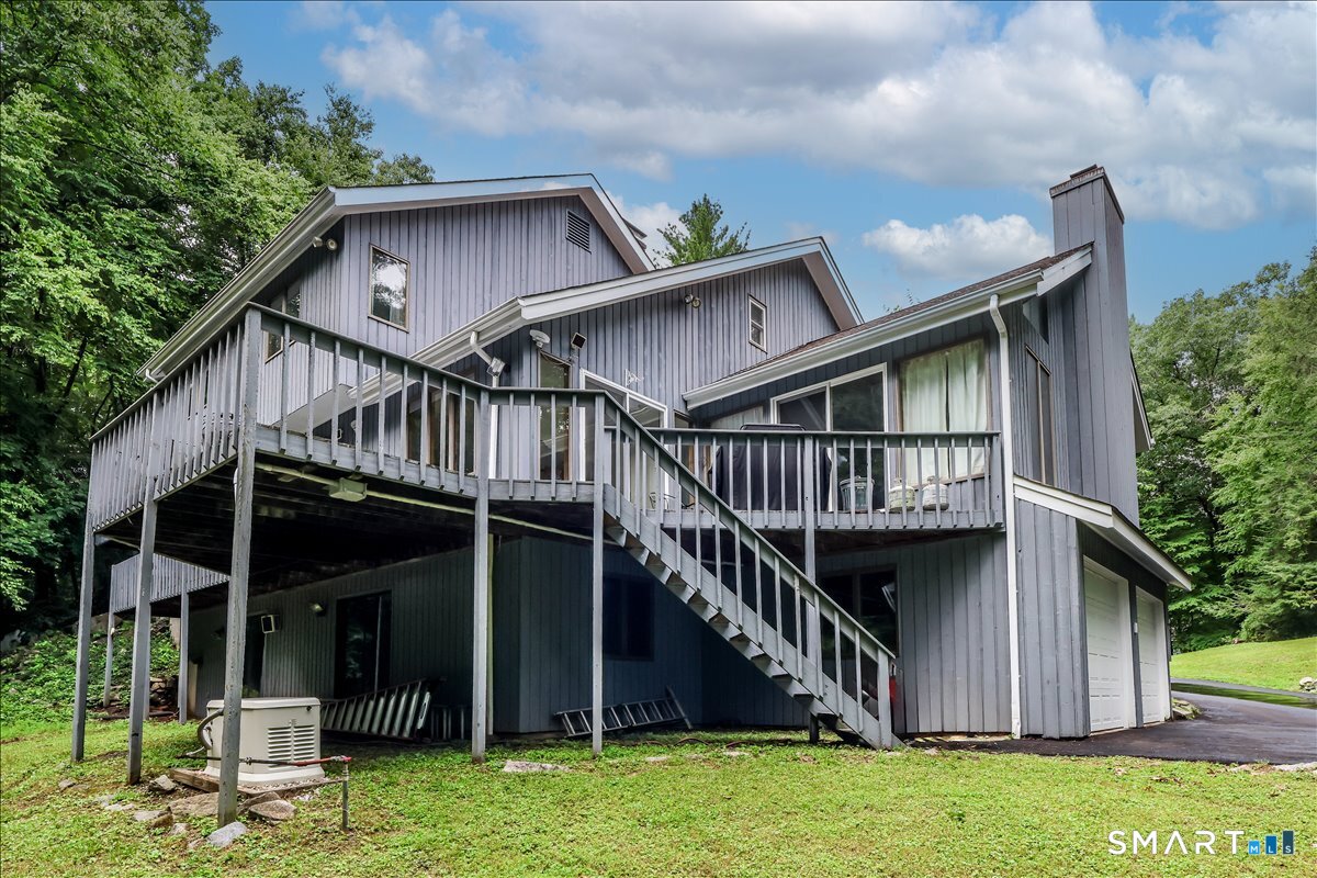 4 Deerfield Road Brookfield, CT 06804 - Photo 32 of 38 Gallery Image 32